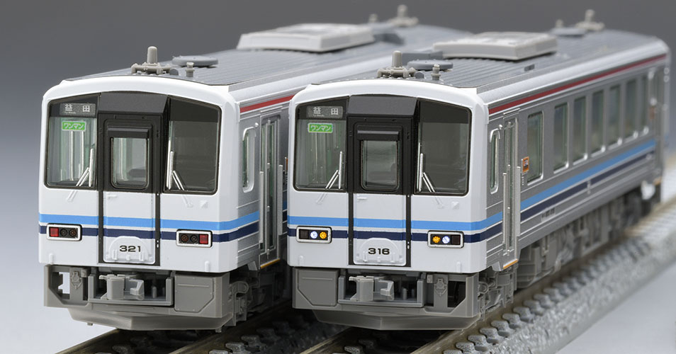 ヘッド・テールライトと前面表示。車番・行先は仕上げ例。写真：TOMIX／トミーテック公式商品資料。